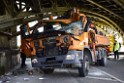 LKW blieb unter Bruecke haengen Koeln Deutz Deutz Muelheimerstr P114